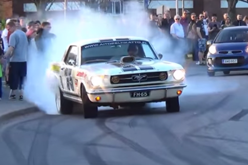 Video: Making Clouds - Finland's Musclecar Culture Hits The Streets
